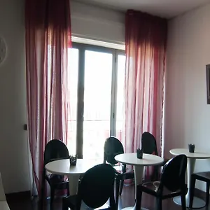 Eh13 Luxury 2*, CTA Italia